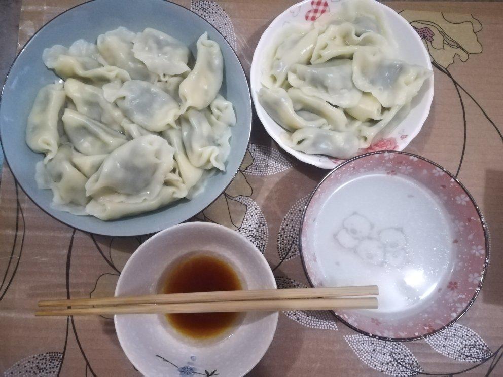 经典的韭菜鸡蛋馅儿饺子 怎么吃都不会腻