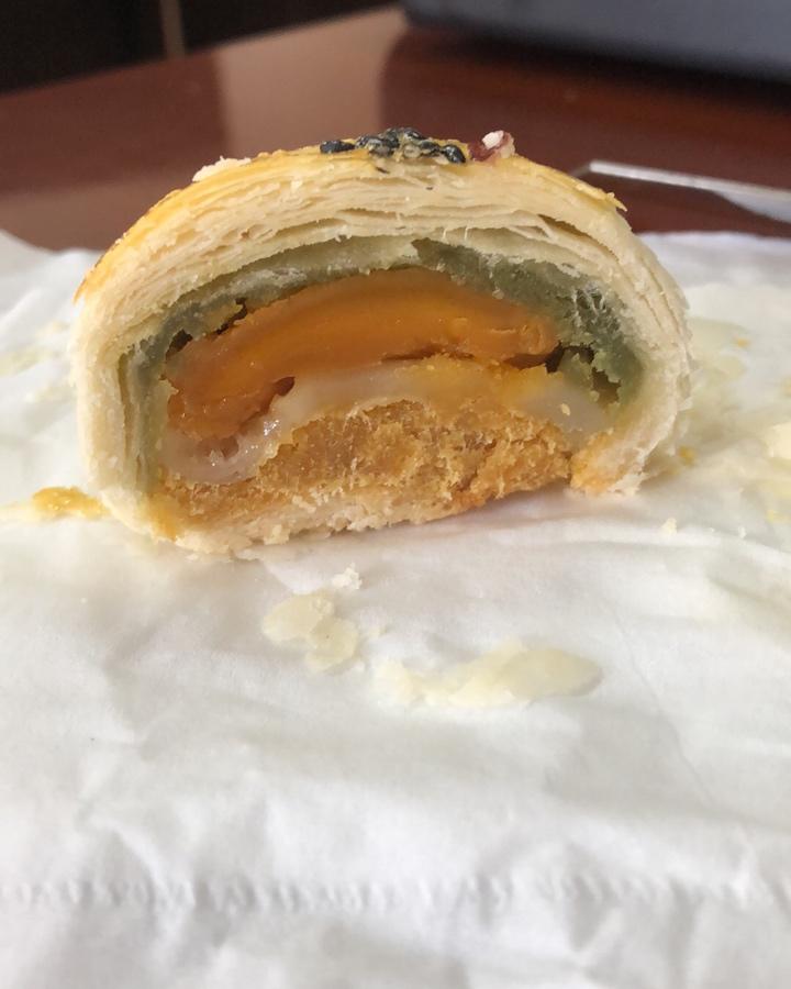 ㊙️网红麻薯肉松蛋黄酥🔥，好吃到爆‼️