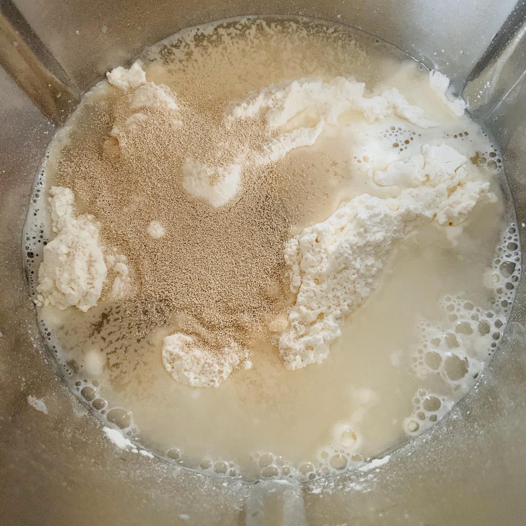 纯奶手撕吐司的做法 步骤1