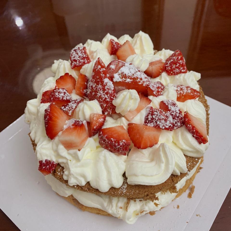 不会抹奶油也可以做的水果裸蛋糕～