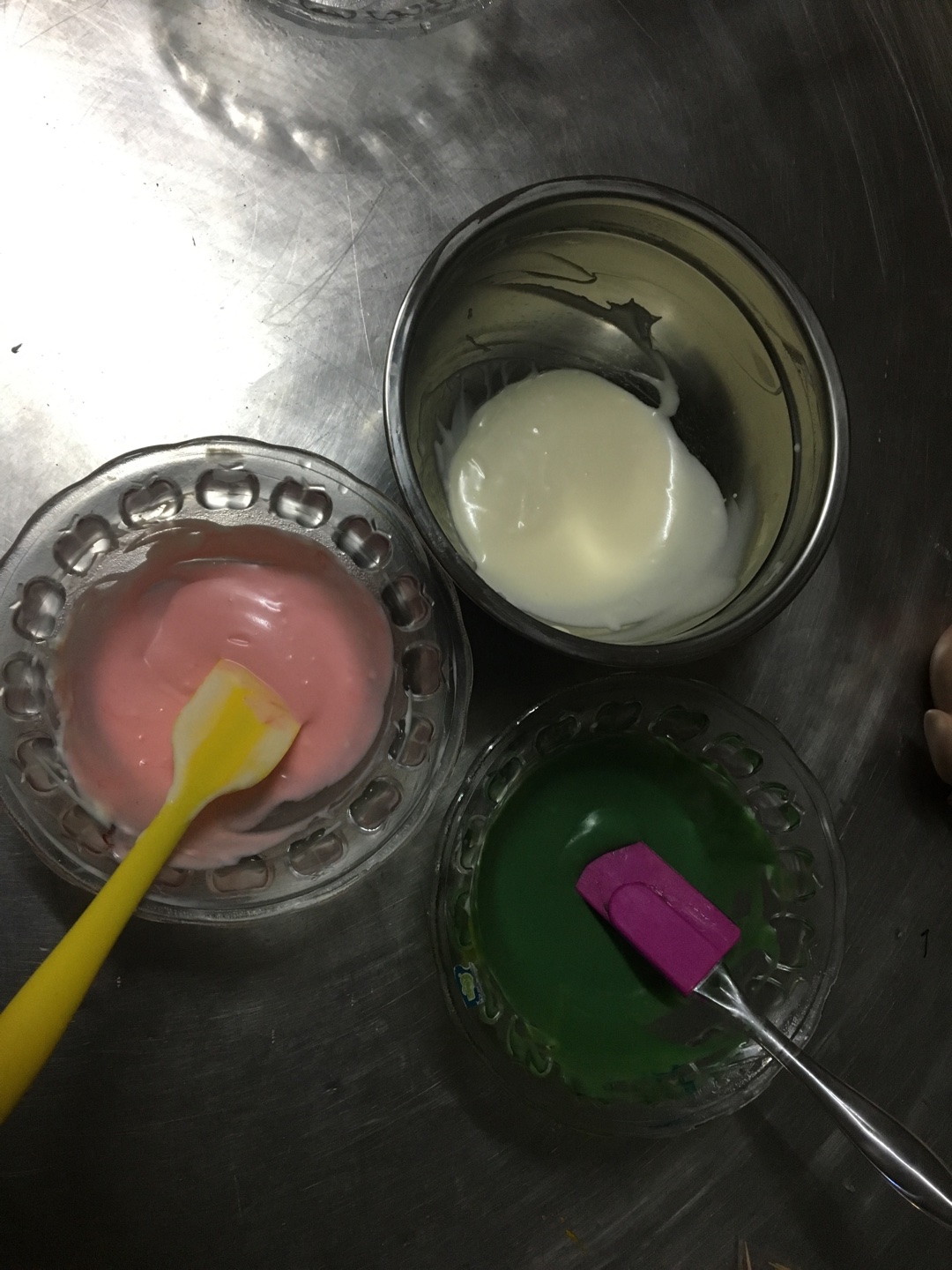 立体慕斯冰激凌蛋糕口水小猪的做法 步骤11