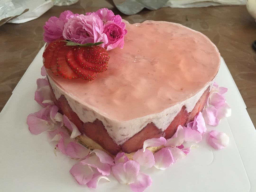 奥利奥草莓酸奶慕斯蛋糕（6寸）