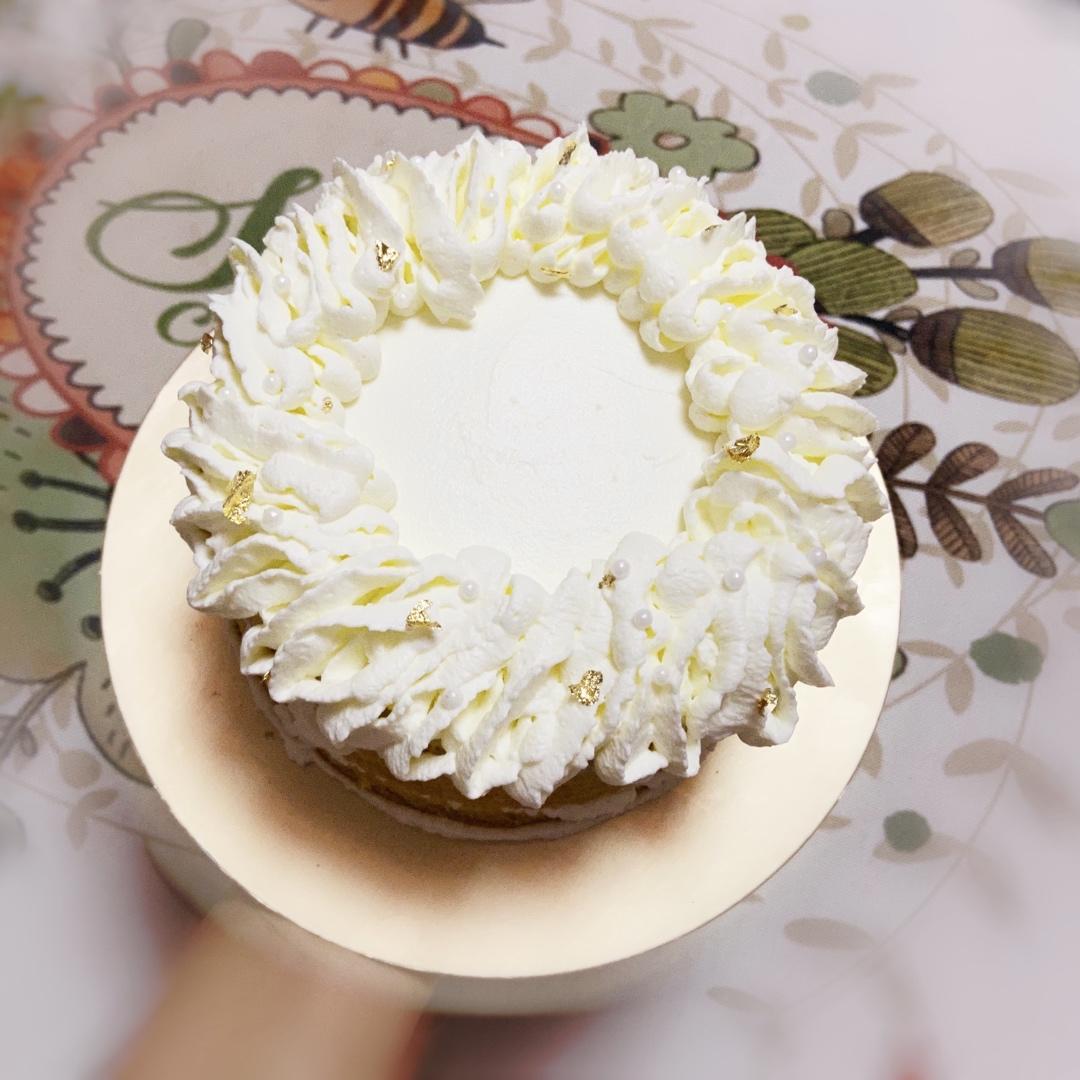 基础6寸奶油蛋糕