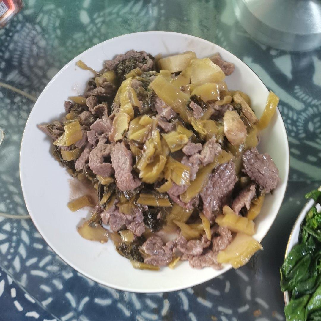酸菜牛肉