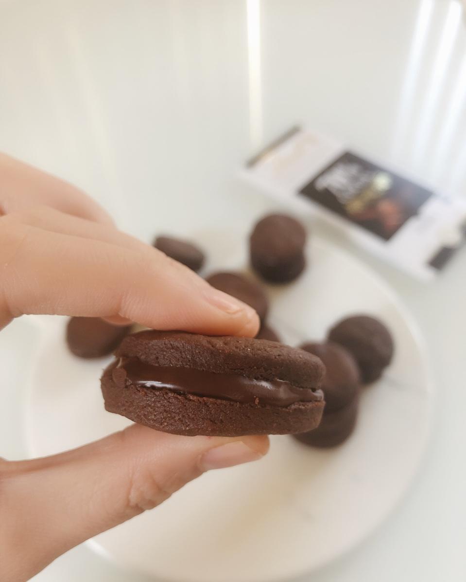 巧克力夹心饼干