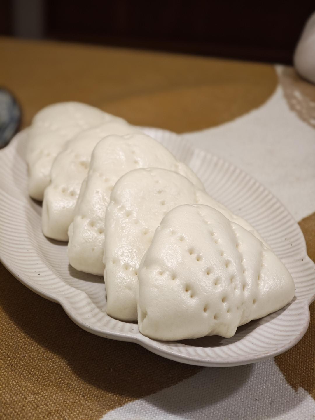 一发奶香小馒头，口感特别好！