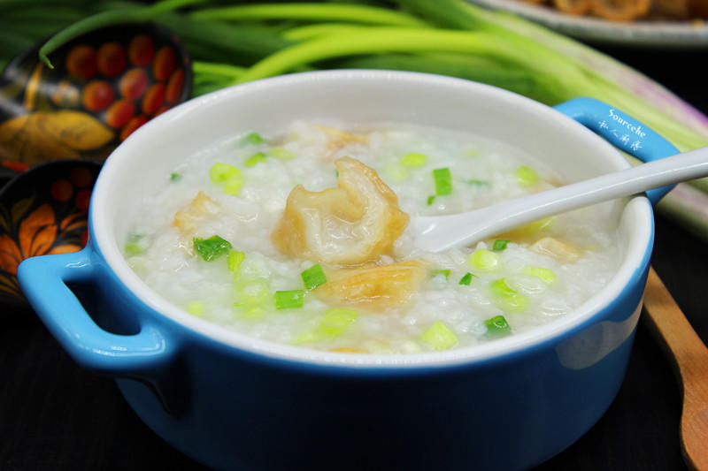 三月早餐，油条香葱粥的做法