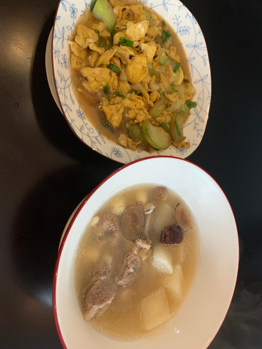 萝卜炖排骨-秋冬懒人汤