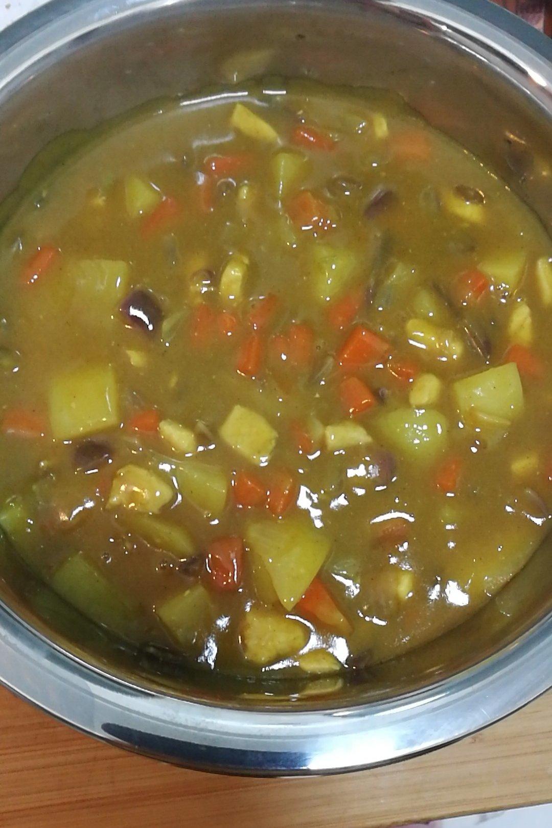 咖喱鸡肉饭
