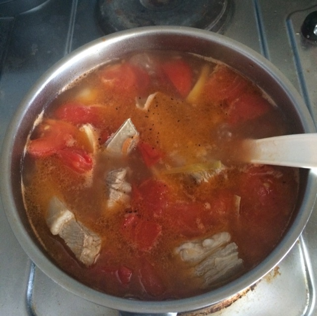番茄土豆排骨汤
