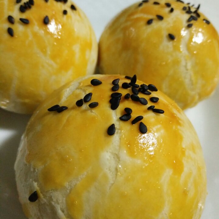 蛋黄酥酥酥（超级奶香黄油版）