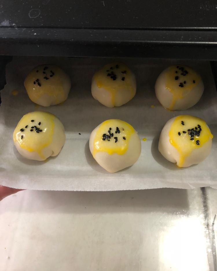 蛋黄酥