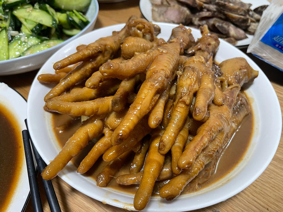 “销魂”卤鸡爪