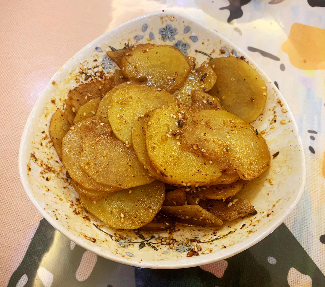 兰州风味麻辣土豆片（又名：通渭路土豆片、马三洋芋片）