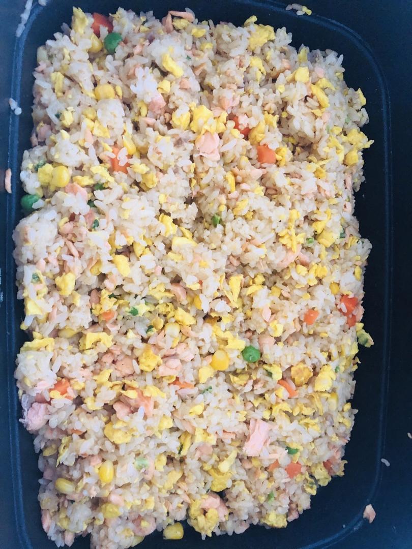 三文鱼炒饭