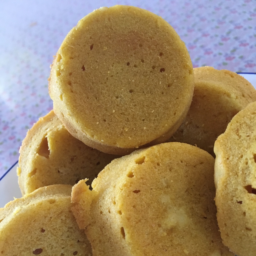 松软南瓜小蛋糕