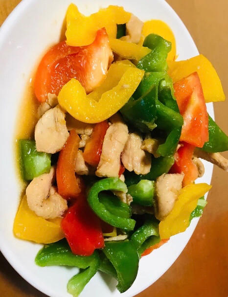 鸡胸肉炒青椒(低脂又美味)