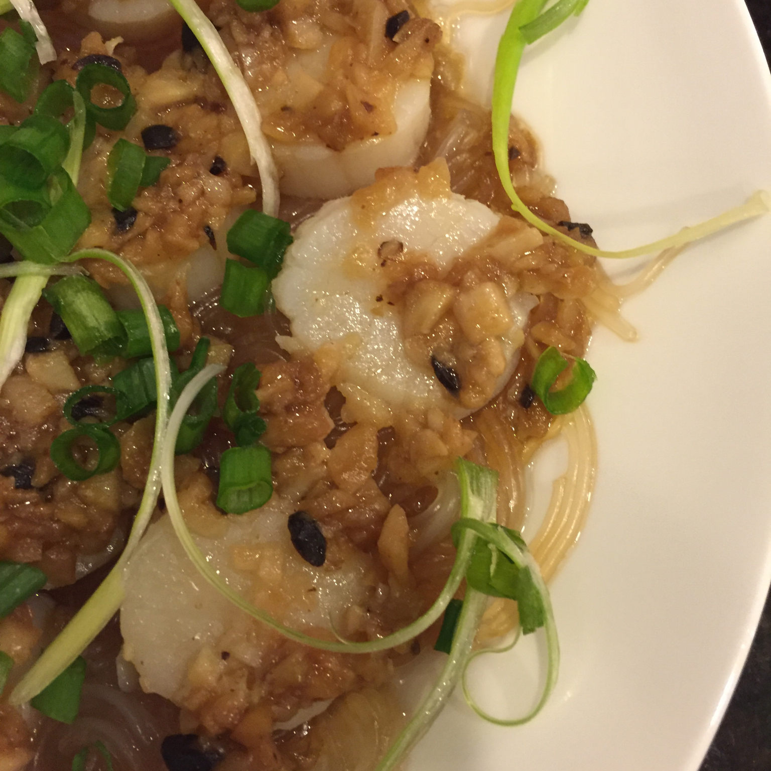 大鲜贝之蒜蓉粉丝蒸