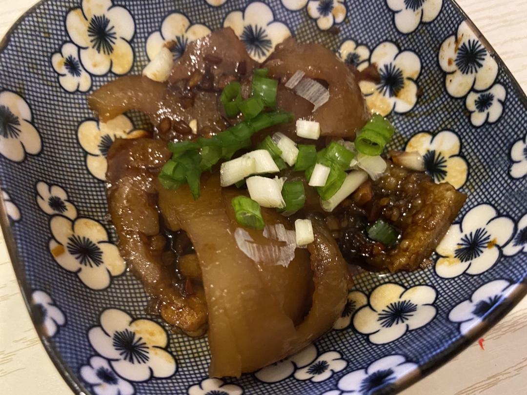 红烧猪皮（超级好吃）