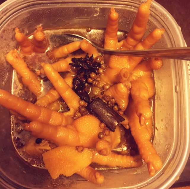 秘制红烧鸡爪