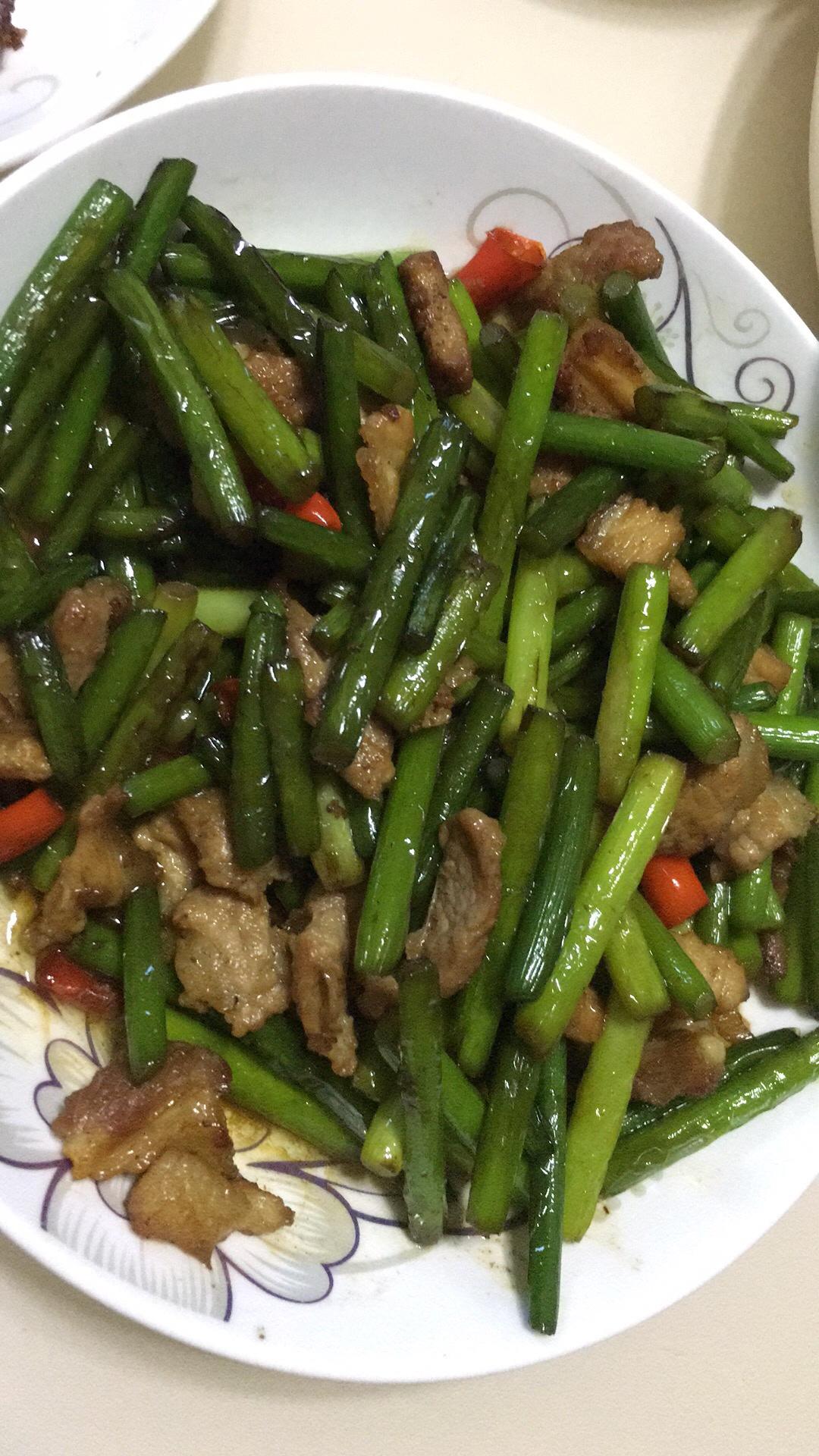 蒜苔炒五花肉