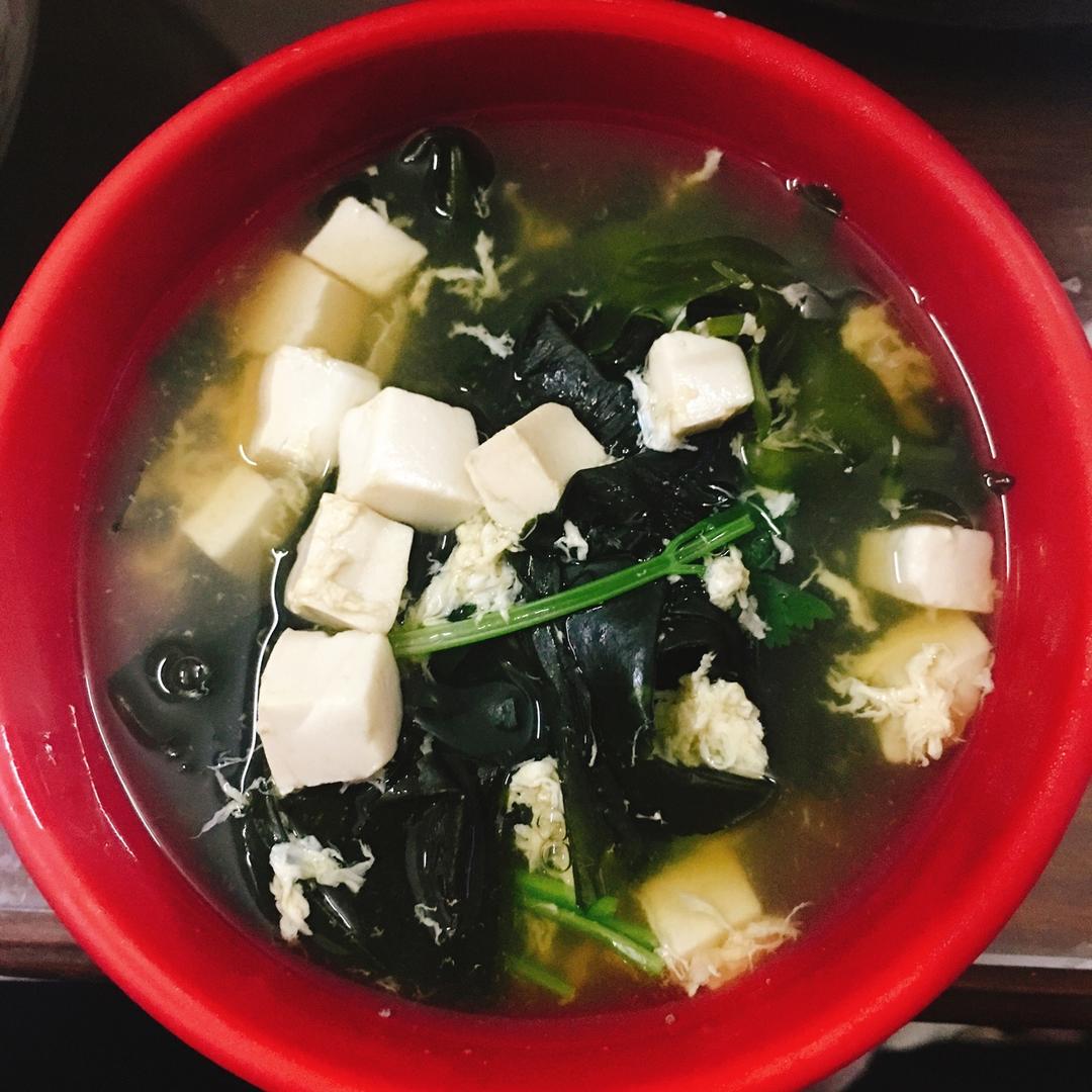 裙带菜蛋花汤