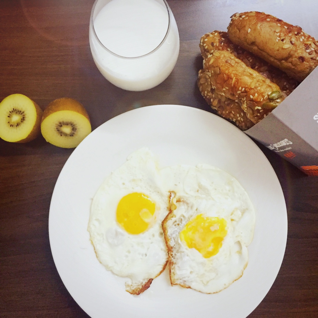 江畔妹妹做的好好吃早餐