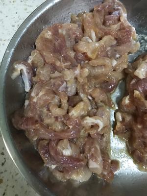芦笋炒猪肉的做法 步骤1
