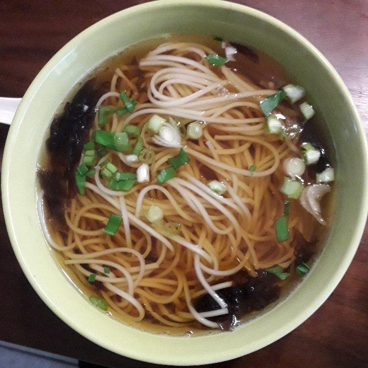 小葱麻油酱油面