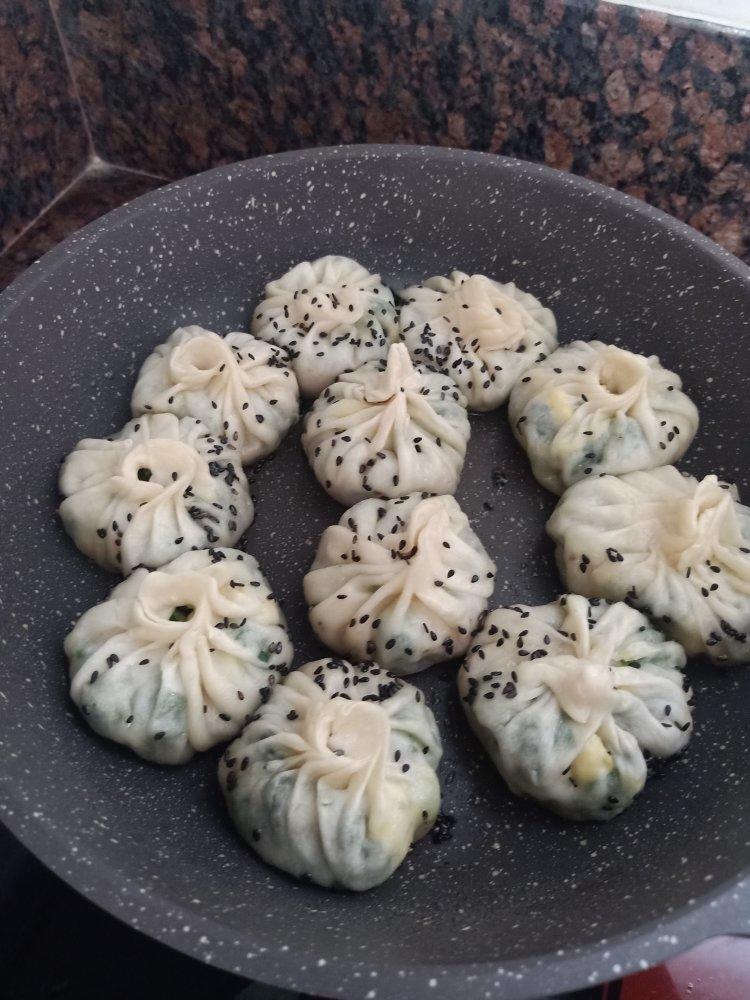 小生煎包子