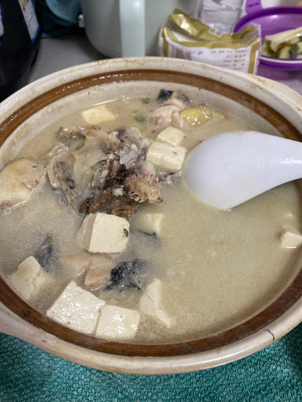 黑鱼豆腐汤