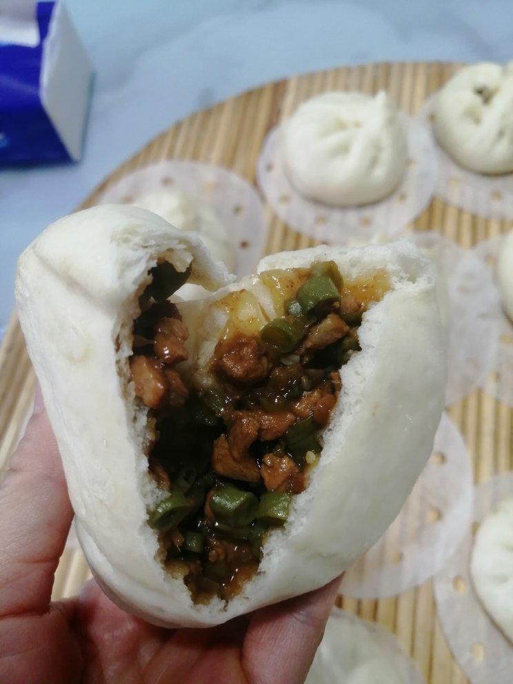 秘制酱肉包