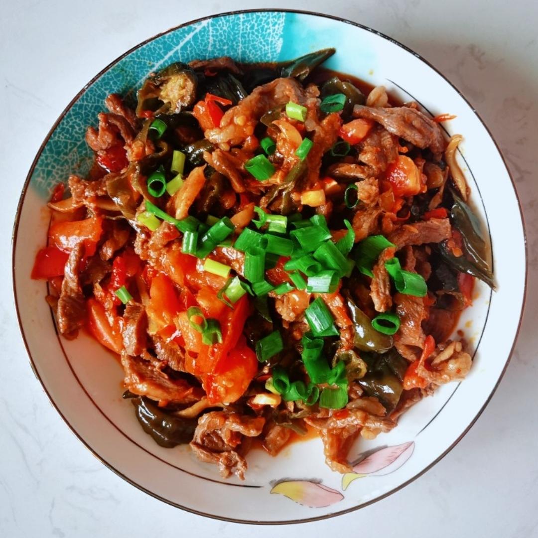 贵州下饭菜—剁椒牛肉（超好吃）