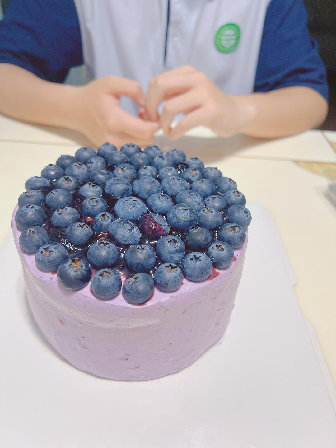 蓝莓瀑布巧克力蛋糕