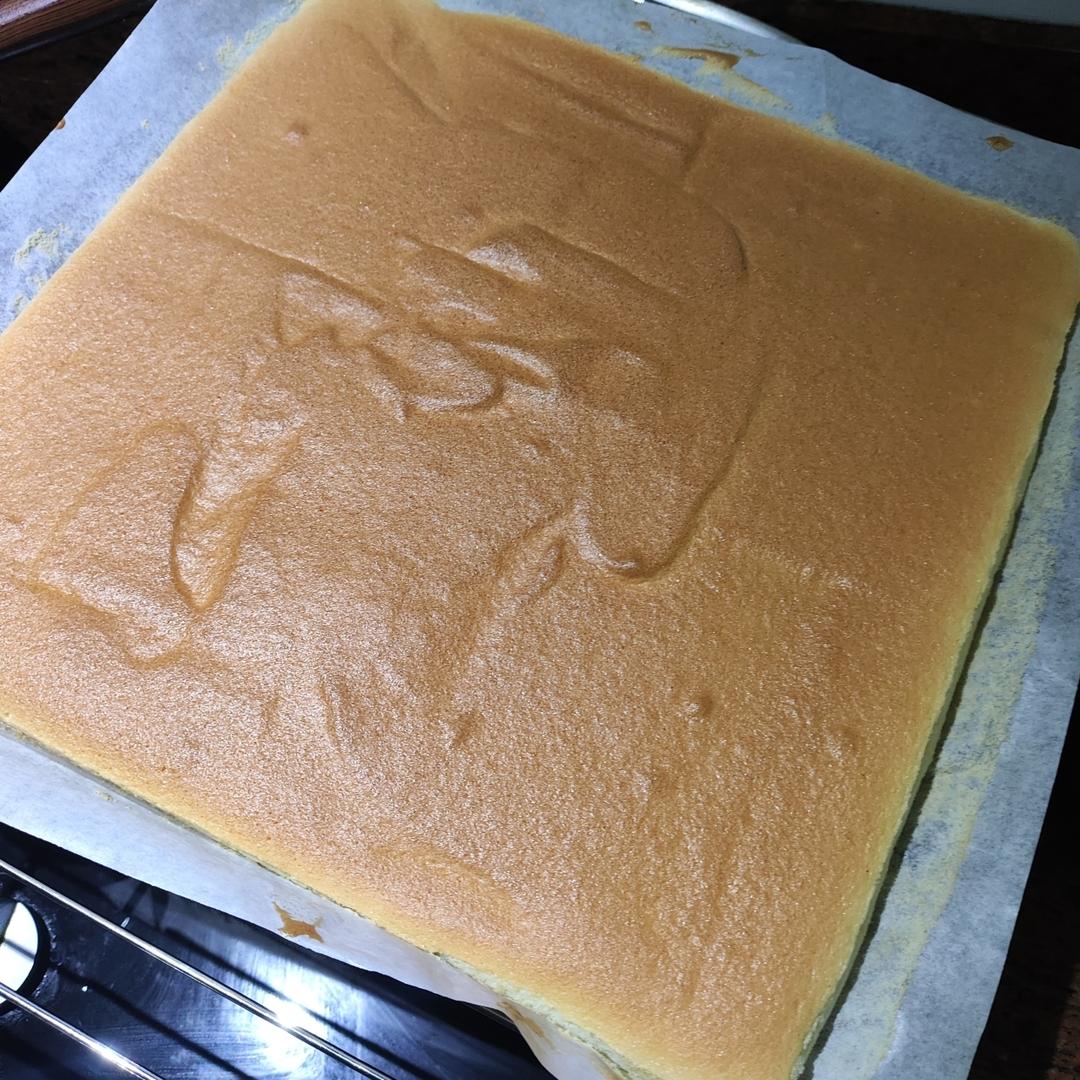 经典小山蛋糕卷