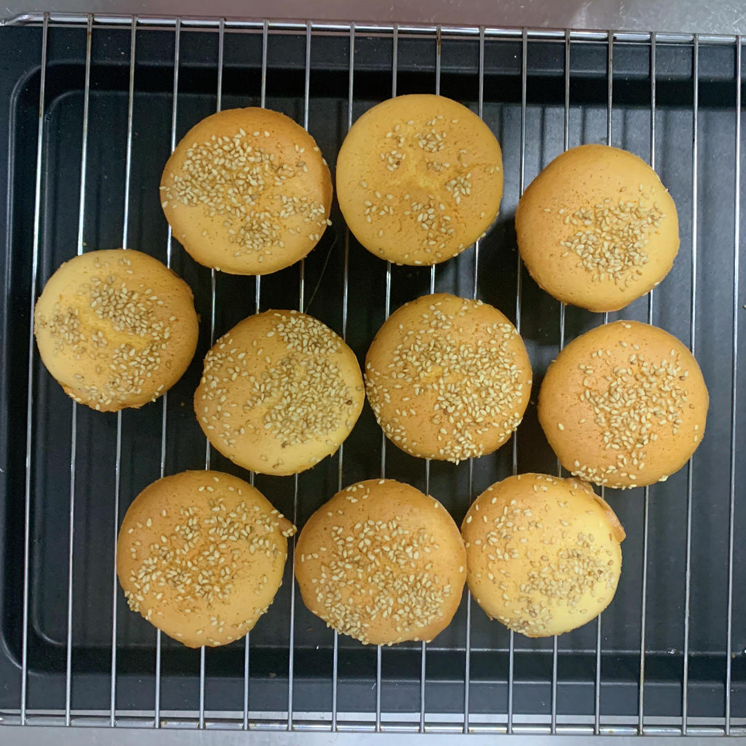 黑糖核桃红枣糕、蜂蜜脆皮蛋糕、糯米粑粑糕