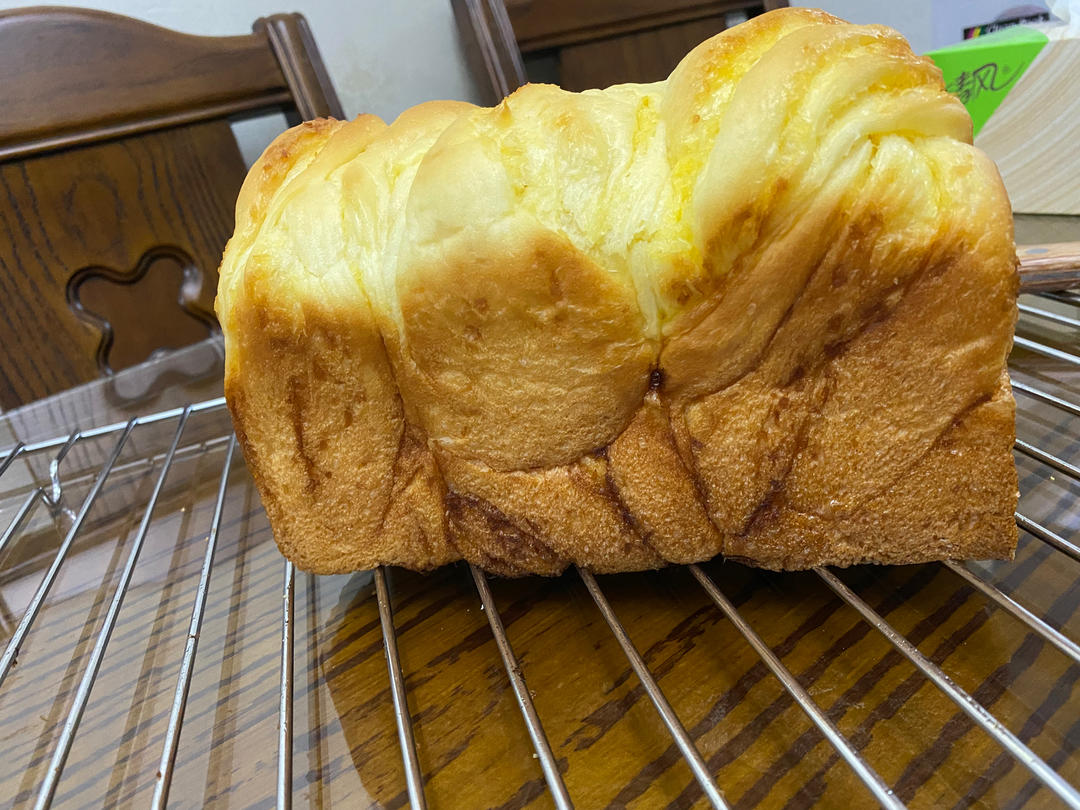 椰蓉满满吐司！幸福的味道。