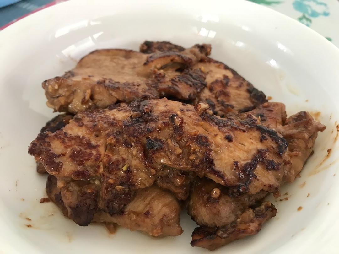 酷炫屌炸天好吃的煎鸡胸肉（香蒜蜂蜜煎鸡胸肉）