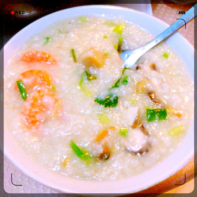 潮汕虾蟹砂锅粥