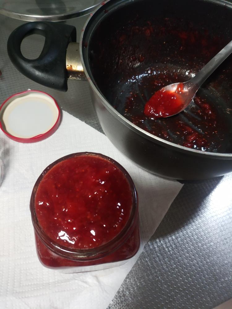 草莓🍓果酱了解一下