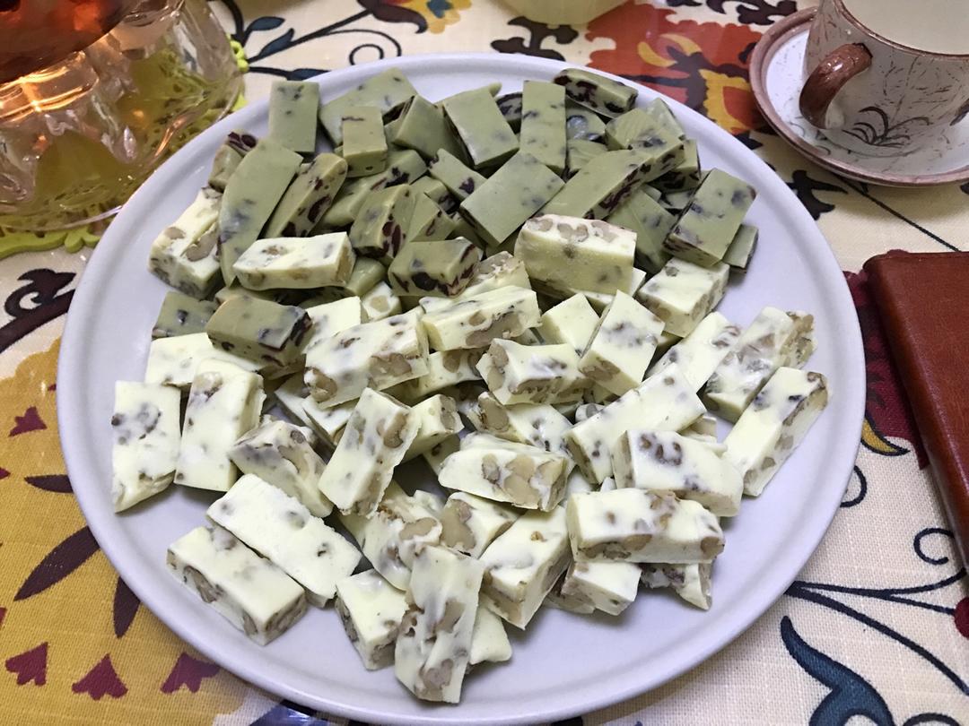 多味花生牛轧糖