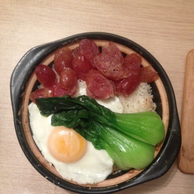 香肠煲仔饭