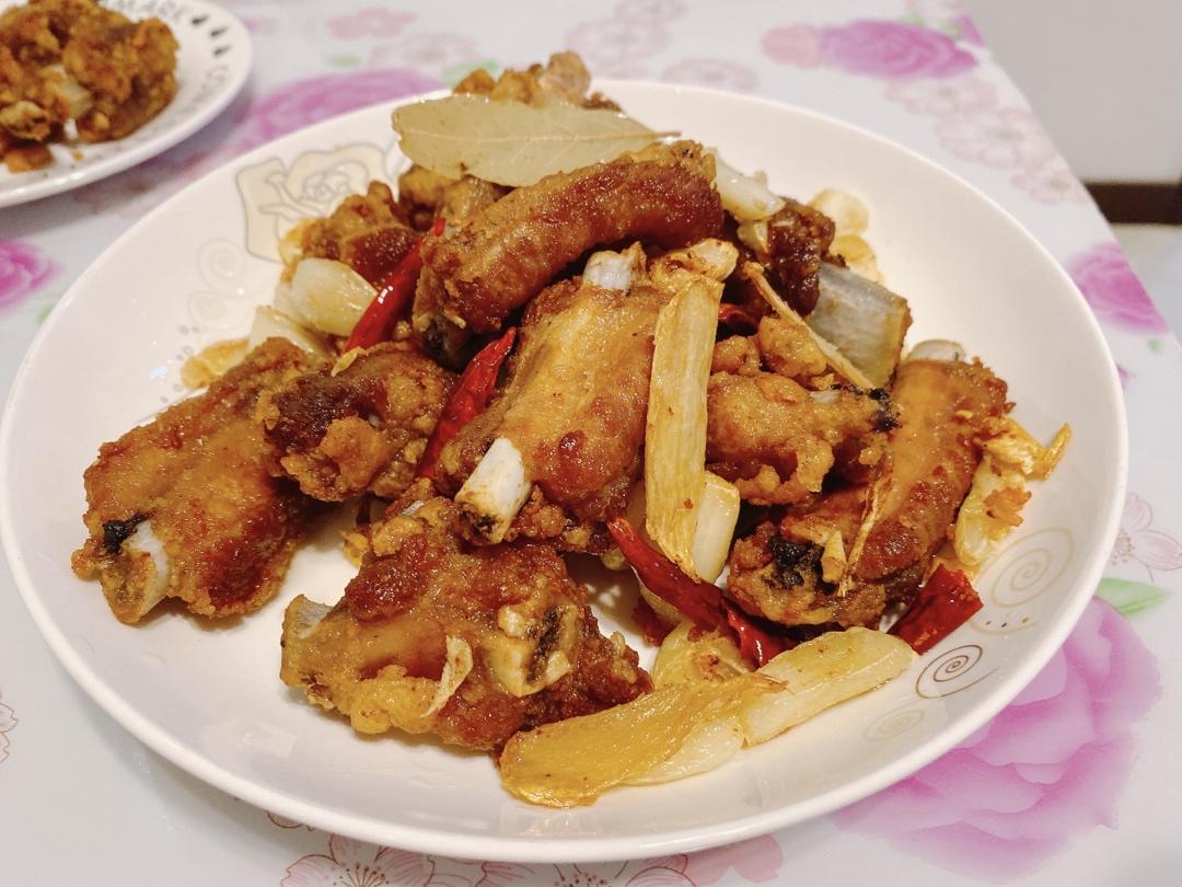 金牌蒜香排骨