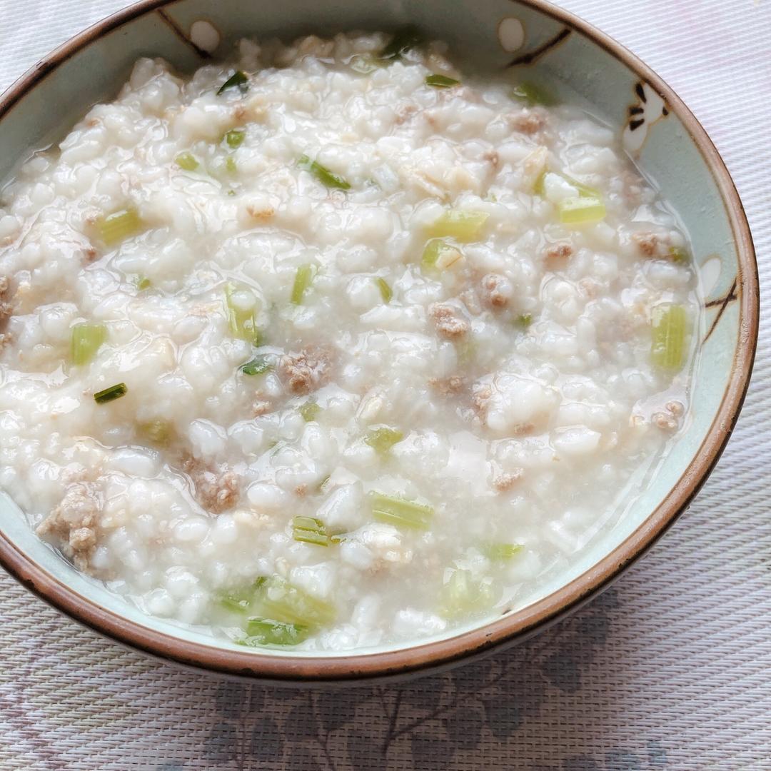 芹菜牛肉粥