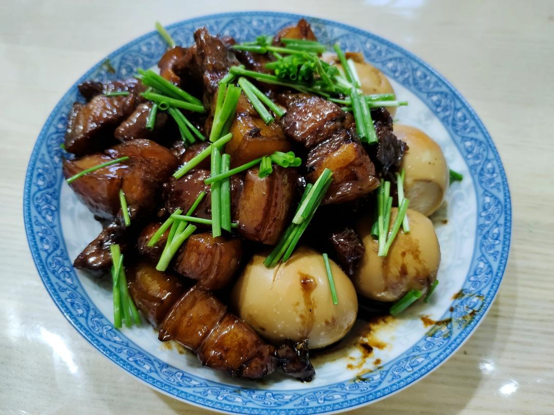 厨师长教你：“红烧肉”的家常做法，肉香四溢肥而不腻