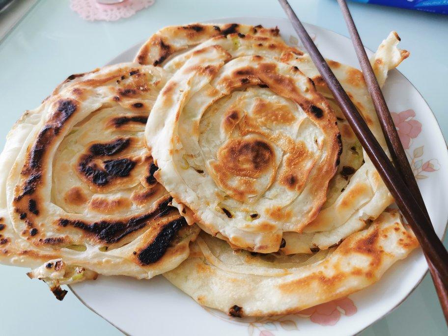 馄饨皮葱油饼