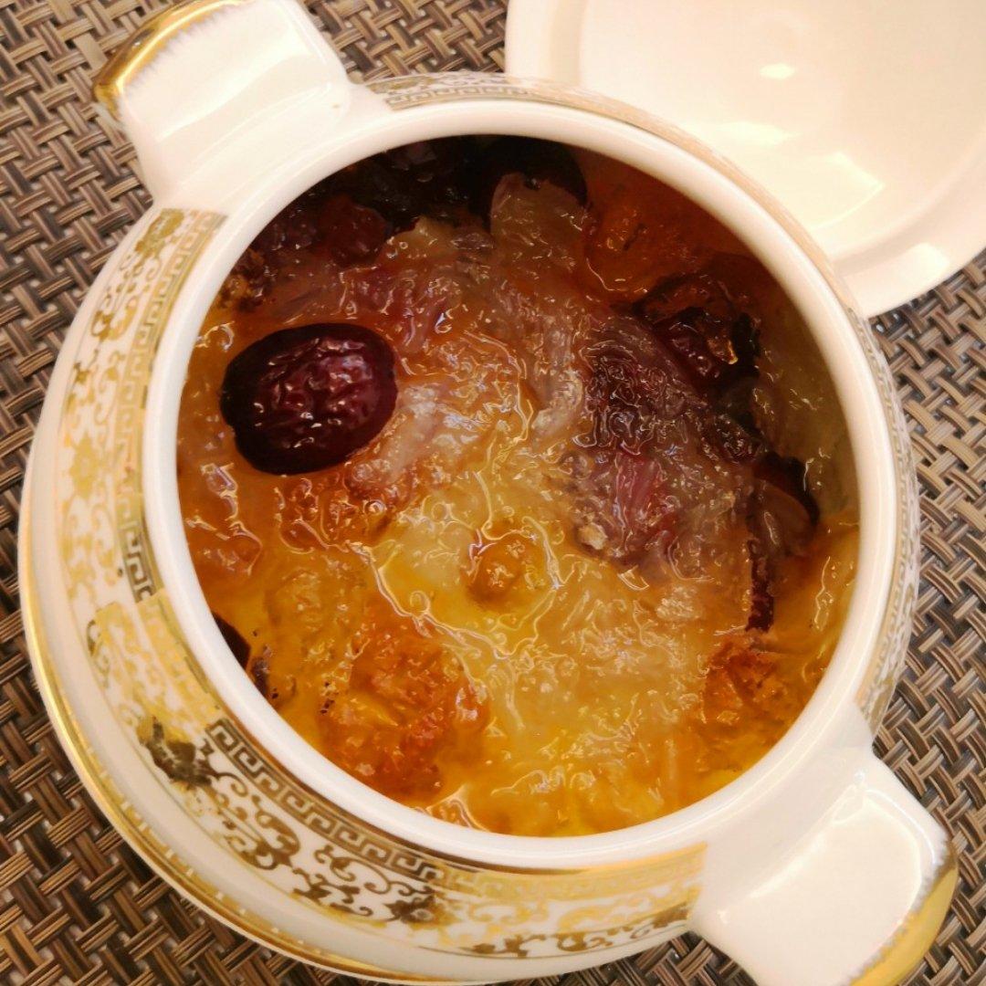 【美容养颜】红枣枸杞桃胶燕窝，非常好吃！