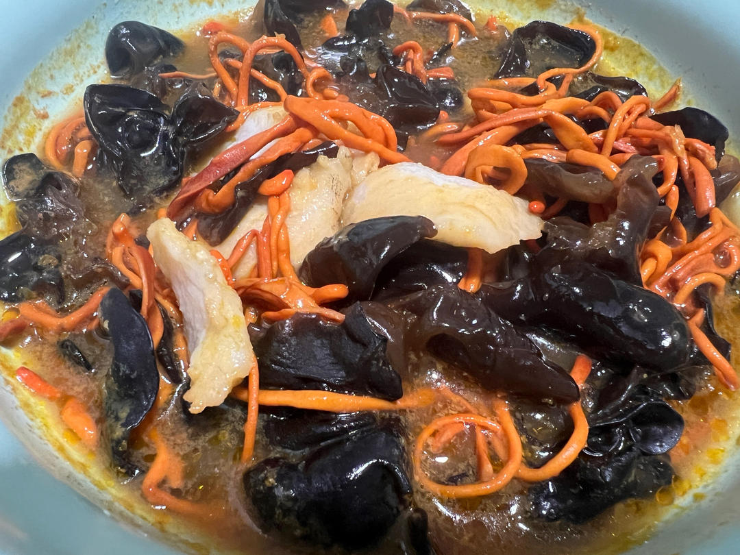 虫草花金汤鱼片