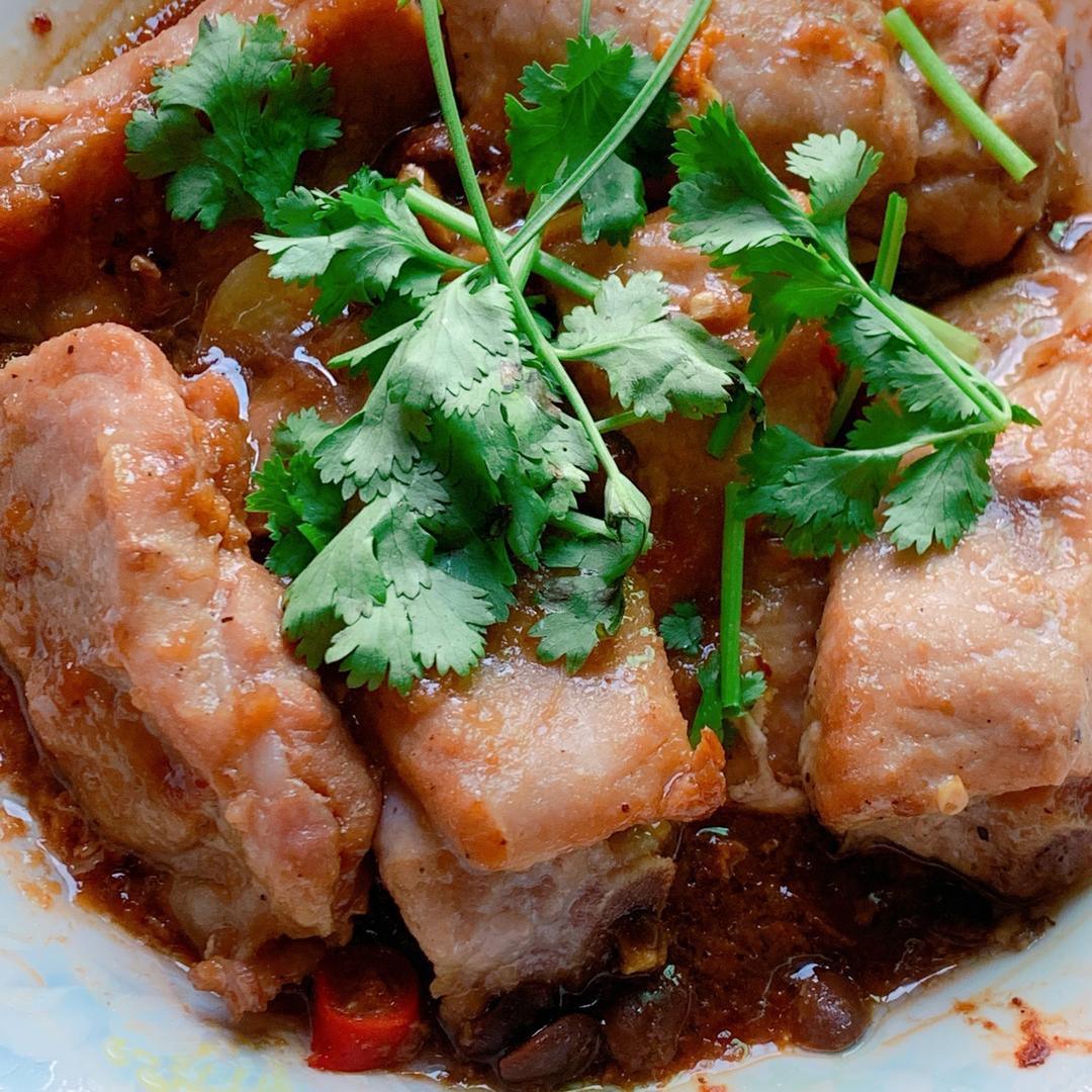 比糖醋排骨还好吃的蒸排骨（豉汁排骨电饭煲版，超级简单快手菜）