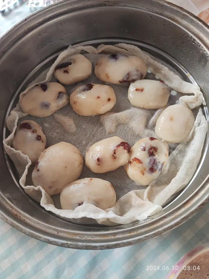 牛奶红枣糯米糕